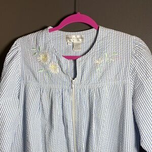 Miss Elaine Light Blue Striped Full Zip W/Pockets Floral Top
